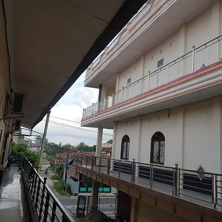 Oyo 91647 Sanina Residence Pematang Siantar Exterior foto